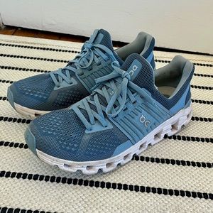On Cloud Cloudswift running shoe blue